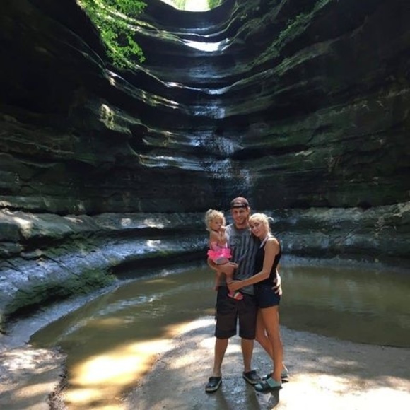 Meet your Posher, Kenna - Picture 1 of 1